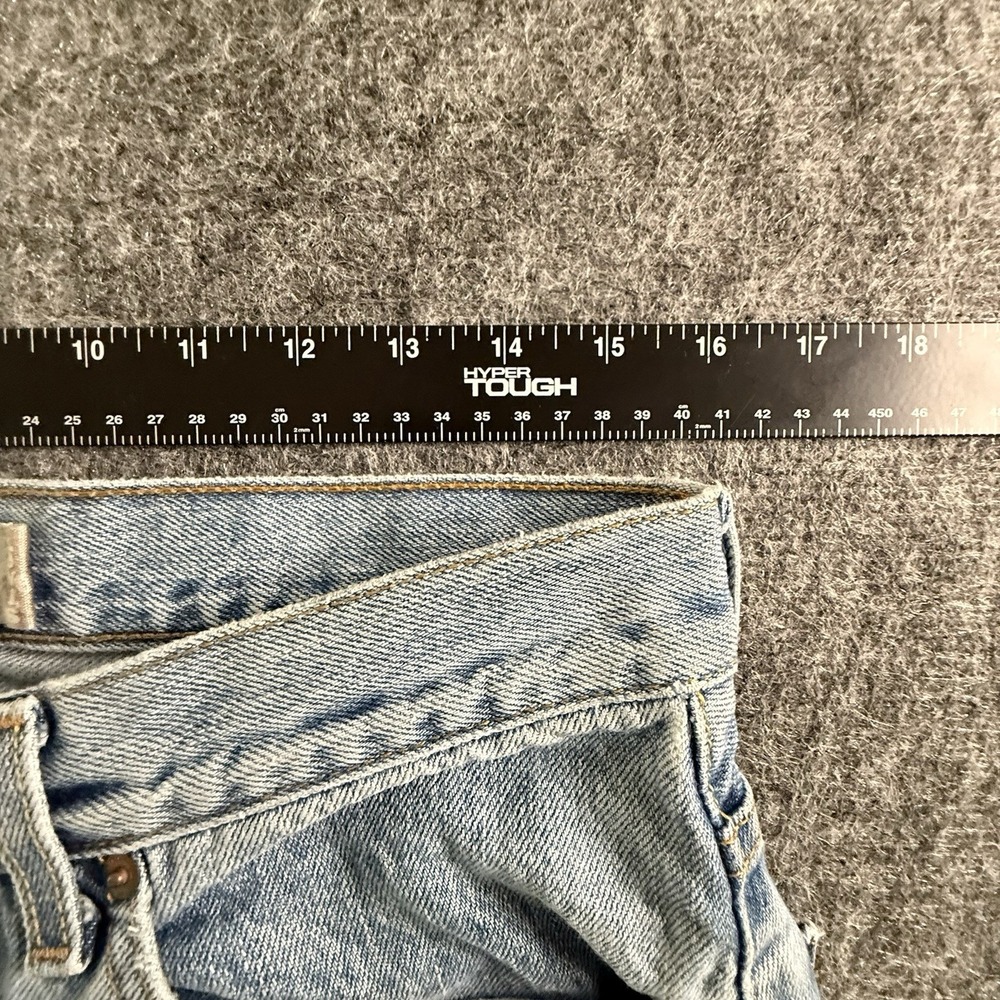 Levis 505 Mens 32x32 Regular Fit Straight Leg Light Wash Blue Denim Jeans Y2K 07 - Picture 4 of 8